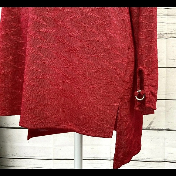Womans Dana Buchman Long Sleeve Tunic Top Red Metal accents on sleeves, … - Picture 2 of 12